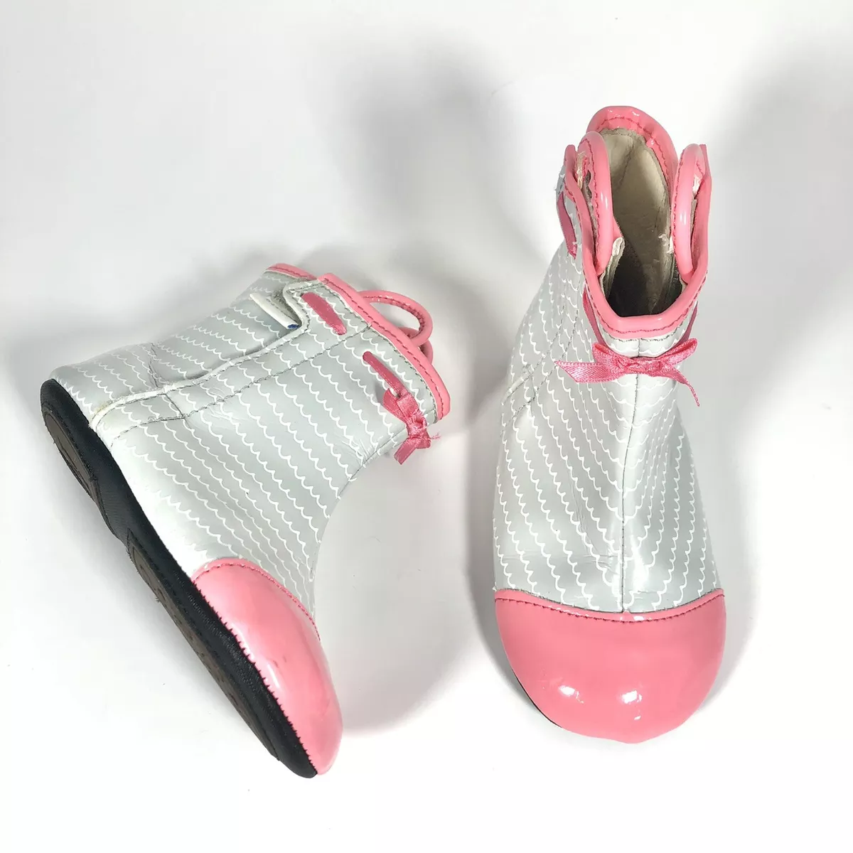 Robeez sales pink boots