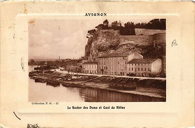 CPA AVIGNON - Le Rocher des Doms et Quai du Rhone (511562)