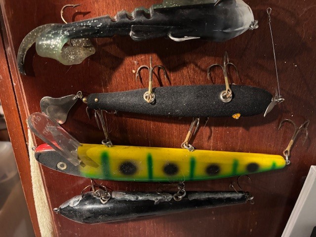 musky fishing lures lot used - Image 6