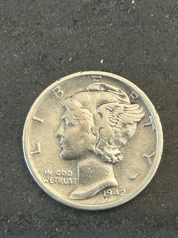 1943 S  Mercury Dime 90% Silver Nice Coin Beautiful Condition 