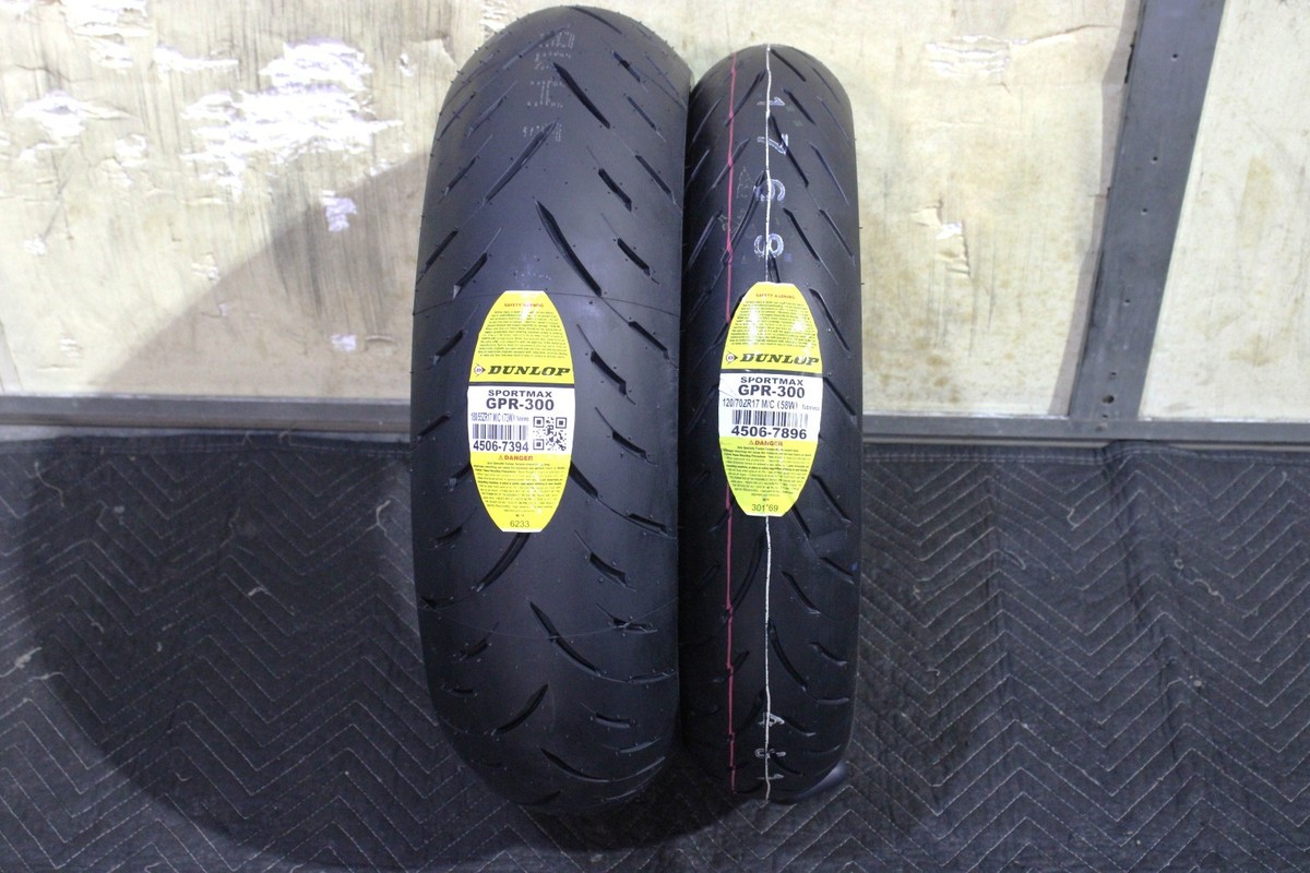 SUZUKI GSX-R 600 DUNLOP SPORTMAX GPR-300 TWO TIRE SET 120/70-17