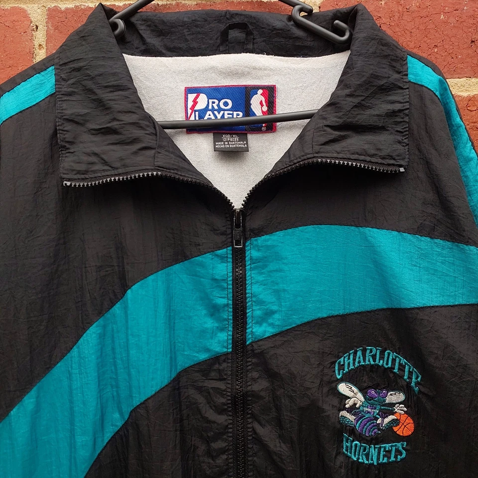 RARE Vintage 90s CHARLOTTE HORNERS NBA Basketball Zip Windbreaker Lined Jacket - Image 3 of 4