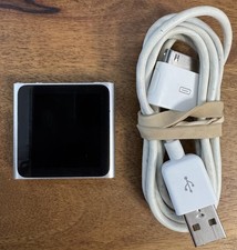 Apple iPod Nano 6th Generation 8GB - Silver MC525LL With Charger