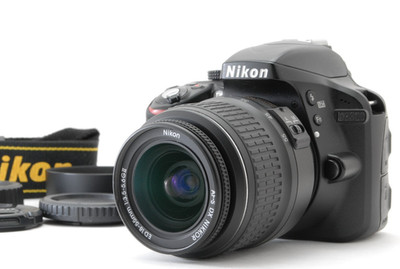 Nikon D3300 Digital SLR Camera AF-S DX Nikkor 18-55mm Gii [ N.MINT ] From Japan