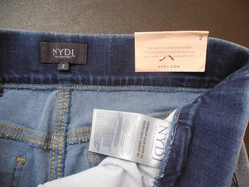 NYDJ NOT YOUR DAUGHTER JEANS Shorts stretch Denim 2 blue slip on rolled cuff NWT - Image 3 of 3