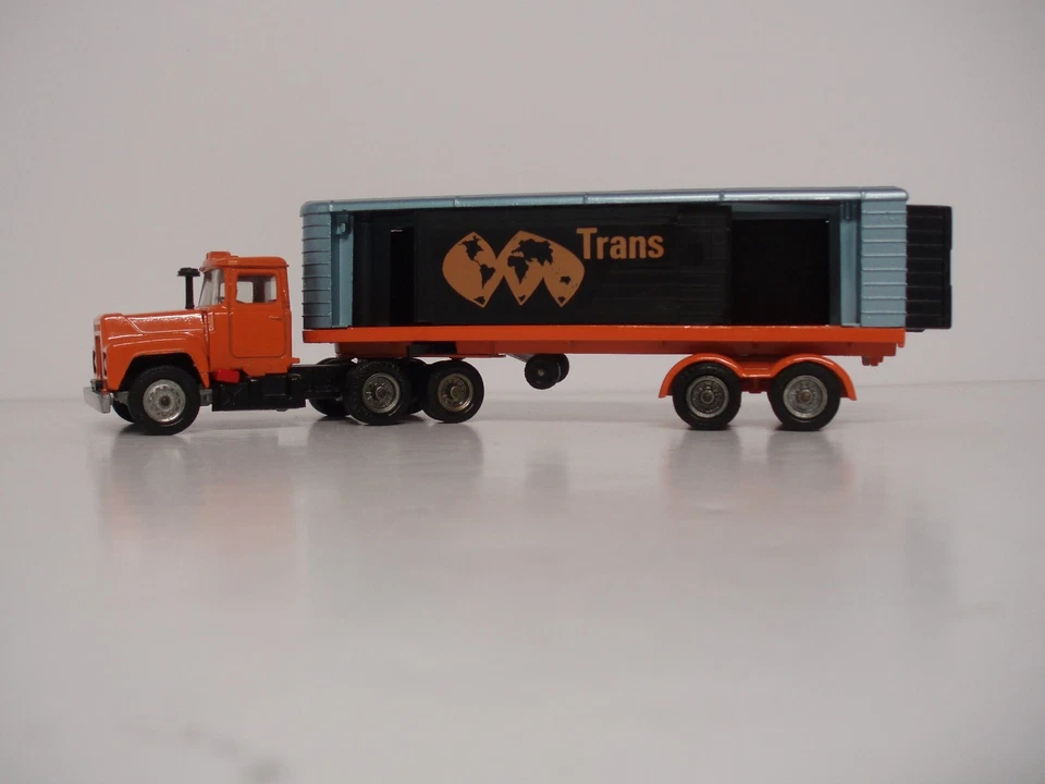 Gorci Mack R Trans Continental Semi. Used ,No Box. - Image 2 of 4
