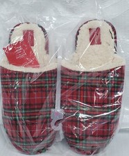 Wondershop Men's 7-8 Women's 9-10 Red Plaid Christmas Slippers Medium