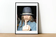 Kid Rock-American Badass-Celebrity Shooting Middle Finger-Flipping Bird-787
