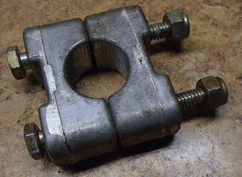 2002 Polaris Magnum 325 4X4 ATV Handlebar Riser Mount Clamp Bracket Support Bar