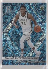 2017-18 Panini Spectra Neon Blue Prizm 20/99 Giannis Antetokounmpo #5 0c3