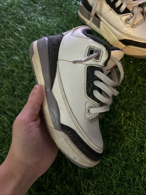 #ad Jordan Three Retro Cement Grey Size 11c $24.99