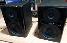 pair of two fostex pmo.4n studio monitor active