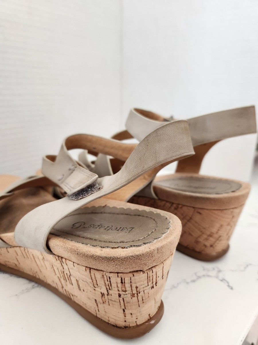 Baretraps Women's Wedge Open Toe Sandals Ankle Straps Beige Tan Size 8 View 5