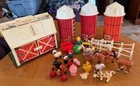 Vintage 1967 Fisher-Price Little People Barn Farm Set 3 Silos 21 Animals +