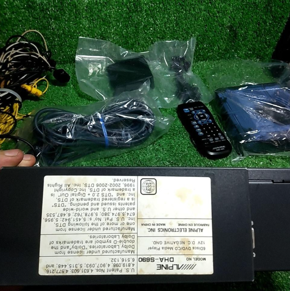 Alpine DHA-S690 6 Disc DVD CD Changer Ai-NET Remote Magazine DivX
