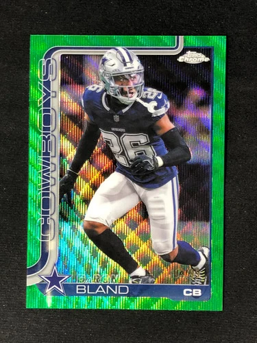 2025 Topps Chrome DaRon Bland #82 Green Wave Refractor /99 Cowboys YT92