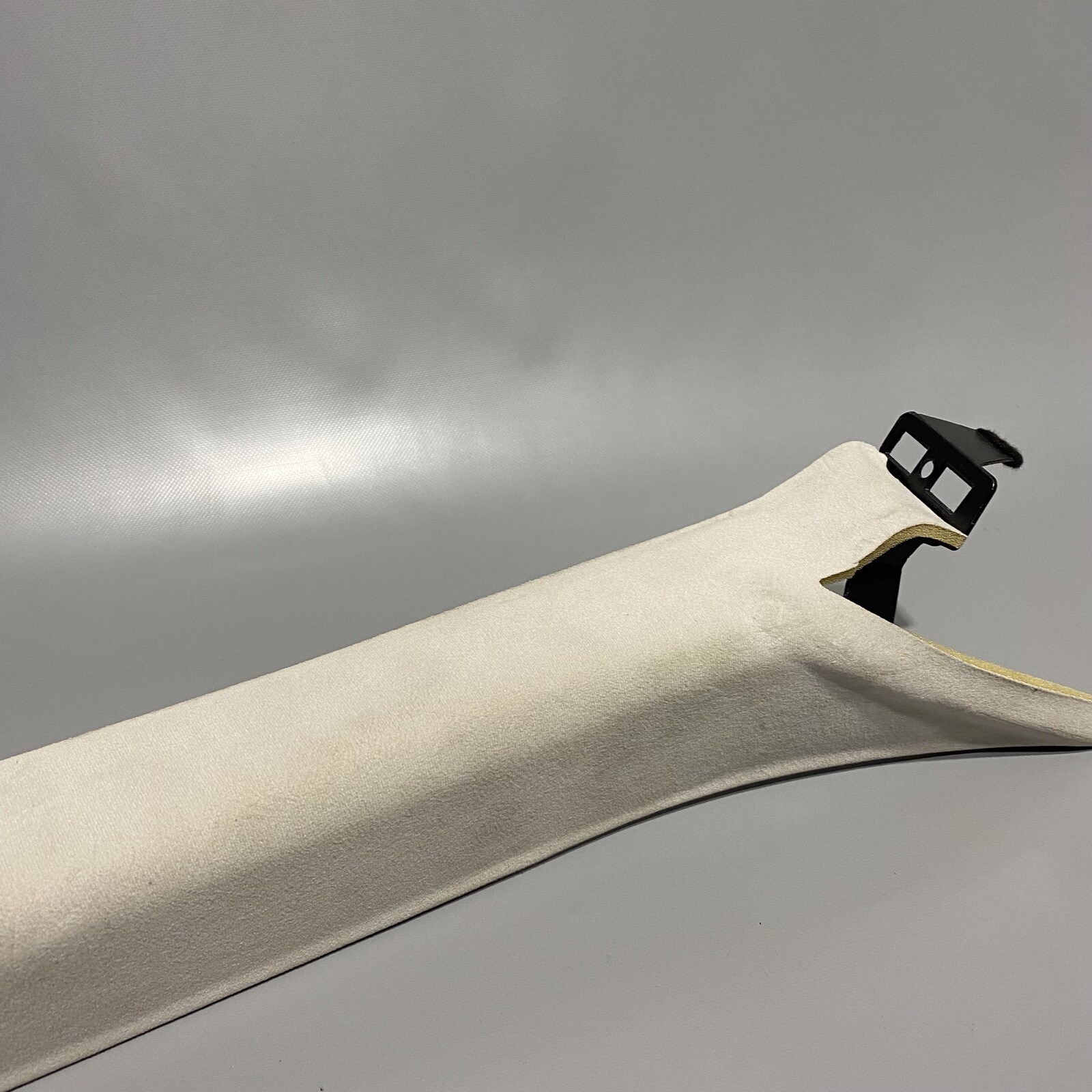 MASERATI GHIBLI A-PILLAR COVER RIGHT SIDE 2014 2015 2016 2017 OEM 670010333