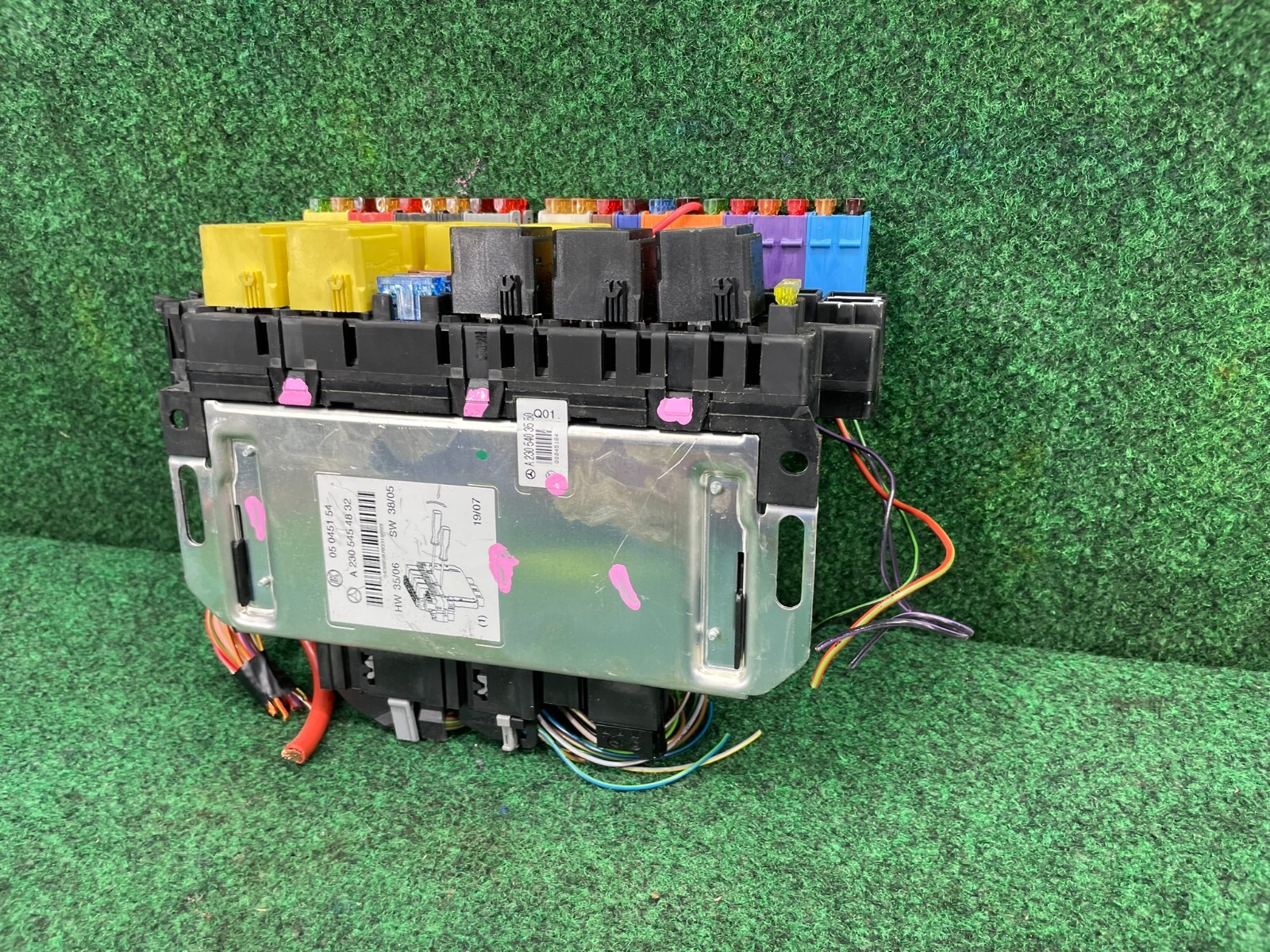 🛑 2003-2012 Mercedes R230 SL500 SLR Front Left SAM Fuse Box Control Module OEM
