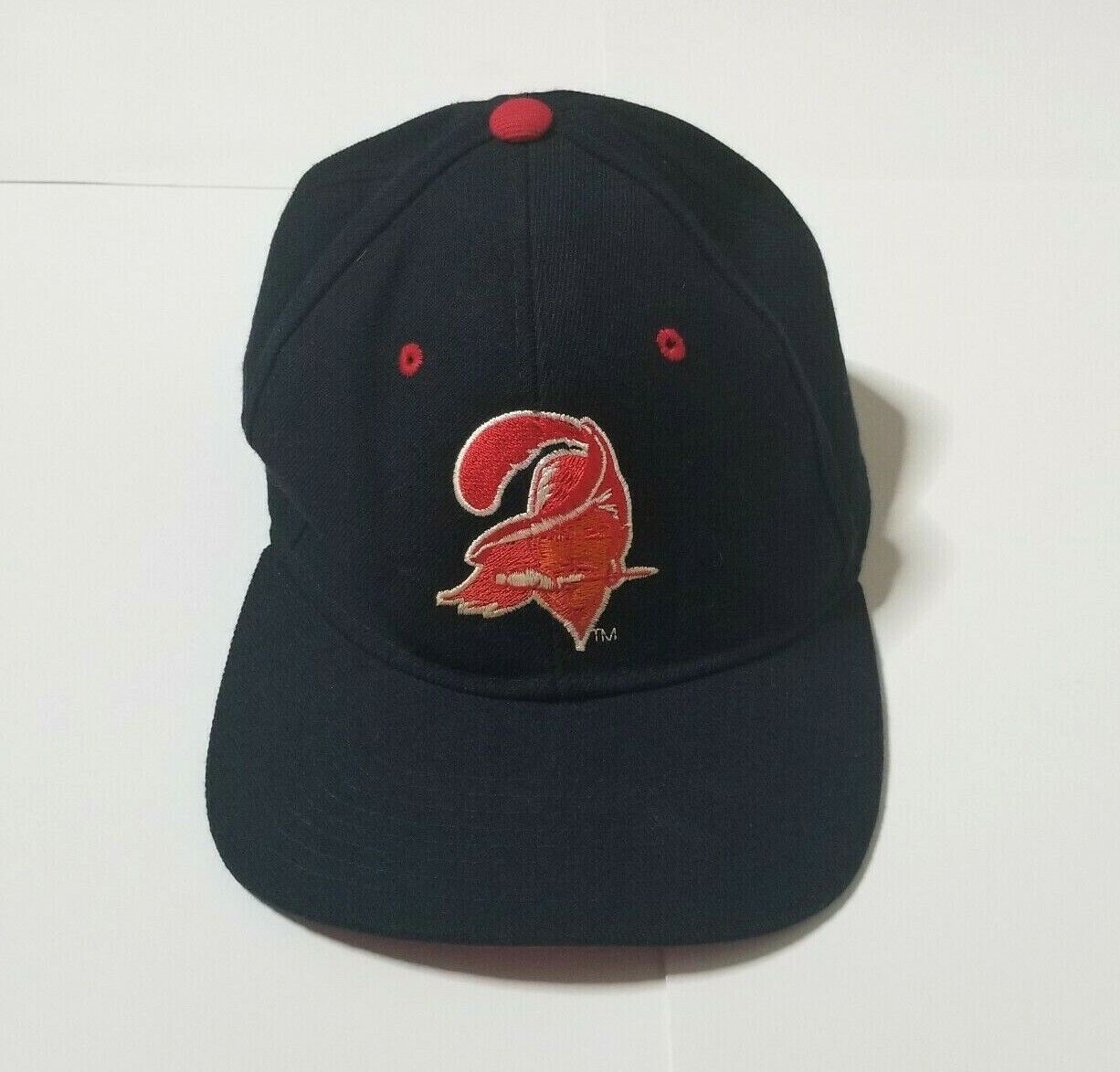 VTG Tampa Bay Buccaneers Fitted Hat Cap Sz 7 3/8 … - image 1