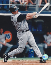 Shea Hillenbrand Autographed 8x10 Arizona Diamondbacks E932