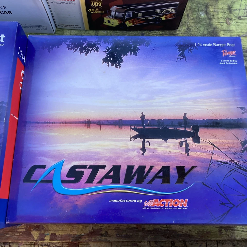 Lot of five diecast models, Ranger Bass Boat&Trailer #88 UPS Dale Jarrett Trucks - Image 3 of 4