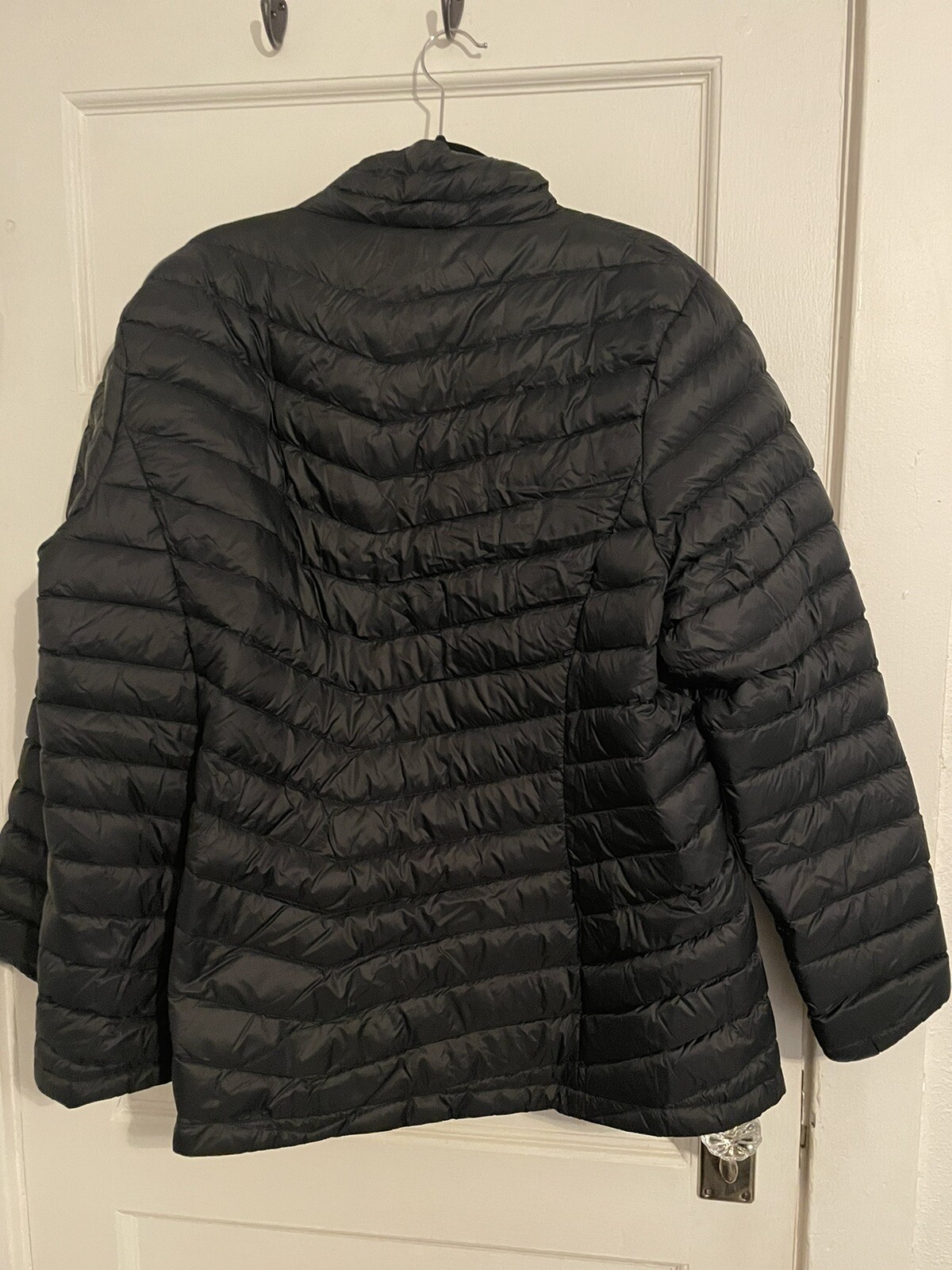 Mountain Warehouse Black Packable Featherweight D… - image 4