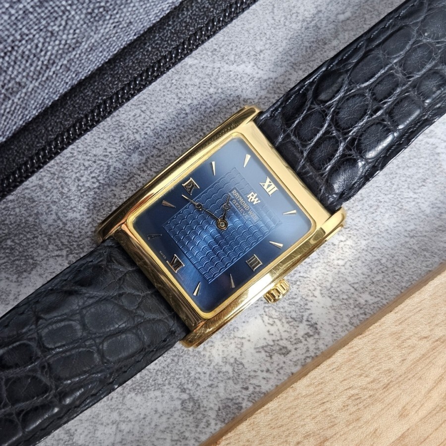 RARE RAYMOND Weil Tank 2660 Blue Dial Manual Winding Swiss RARE RAYMOND Weil Tank 2660 Blue Dial Manual Winding Swiss