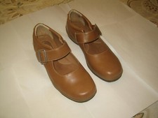 Ladies shoes ‘ Cotton TRADERS‘ – brown – size 7 – good condition