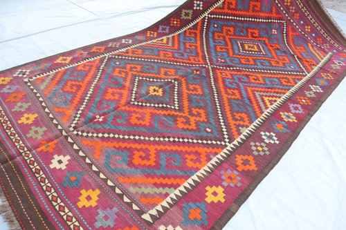 5x11 ft Vintage Wide Hallway rug, Flatweave Kilim Runner rug, Geometric Area Rug - Picture 13 of 15