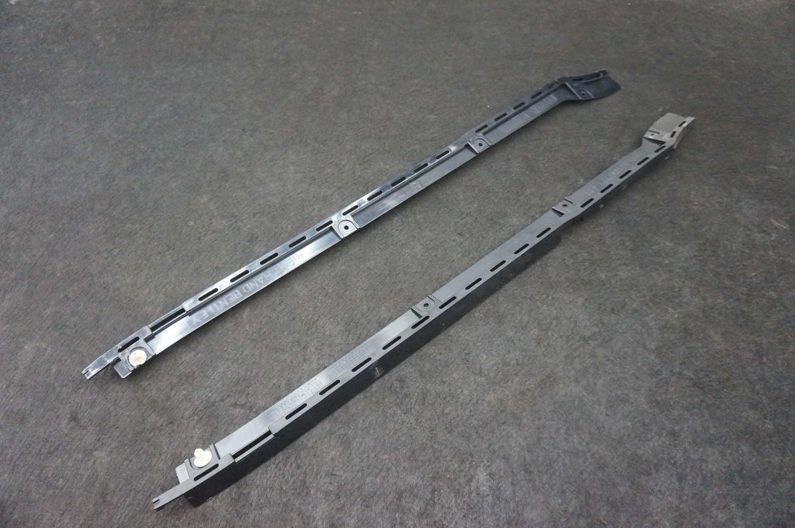 Rear Luggage Compartment Bracket 3W5864471 Bentley Continental Flying Spur 06-12