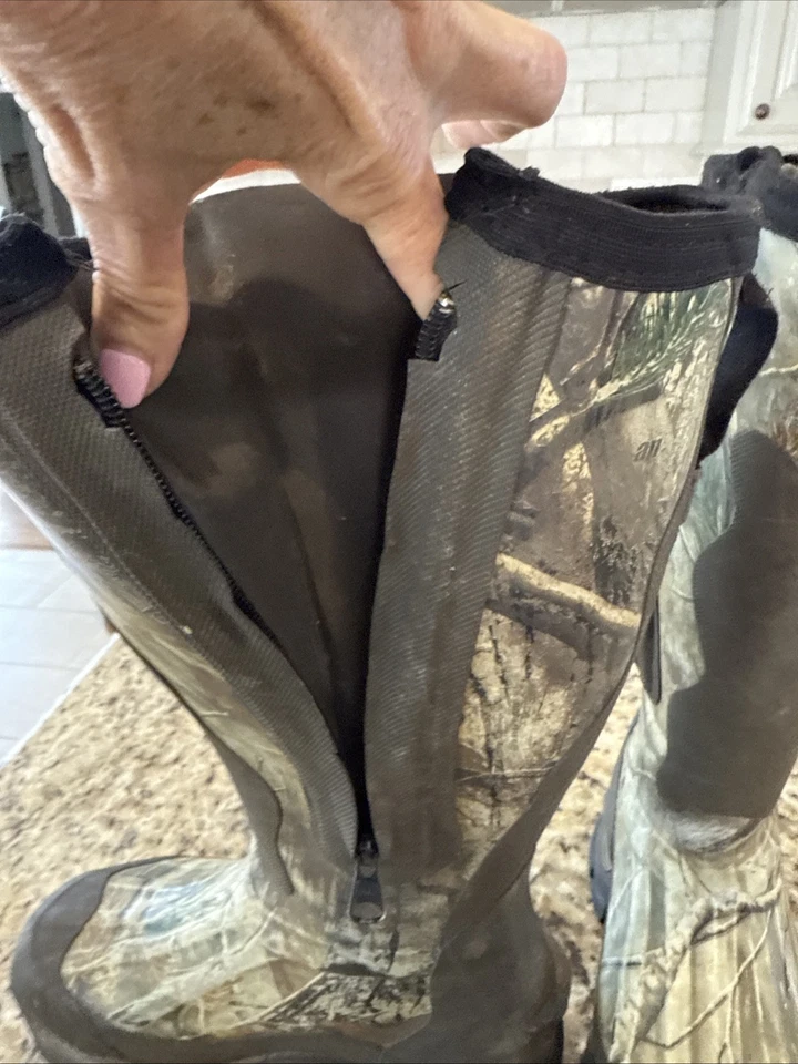 Gander Mountain , Rubber Hunting Boot Camouflage 7-71/2 Men’s 8-81/2  Ladies4096 - Image 3 of 4