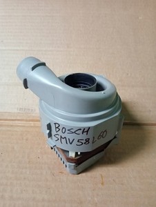 Bosch SMV58L60 9000946120 Wasserheizer mit 1er Pumpe