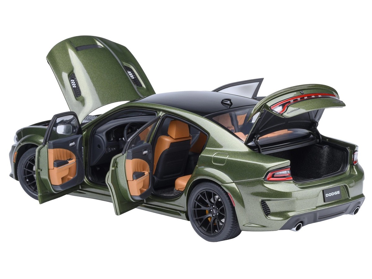 ウルトラセブン　ガレージトイ　スタチュー DODGE CHARGER SRT HELLCAT REDEYE JAILBREAK F8 GREEN 1/18 MODEL BY
