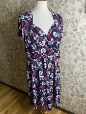 Leota Sweetheart Red Navy Floral Surplice Stretch Fit Flare Dress Size 2L 2X