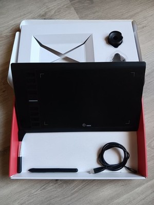 Ugee M708 Graphics Drawing Tablet w Pen Black 8 Shortcut Keys  (used)