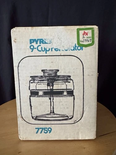 PYREX 🔥 Flameware 9 Cup Percolator 🔥 #7759 BRAND NEW Old Stock ~ RARE ~