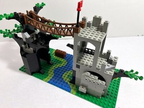 LEGO Castle: Forestmen's Crossing 6071 (1990)  Retired. Rare.