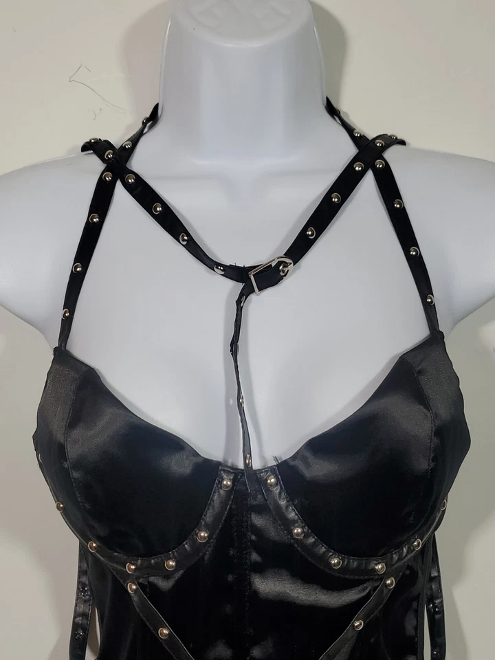 Bustiê ousado Dreamgirl preto acetinado com aro prata tamanho médio  - Imagem 2 de 4