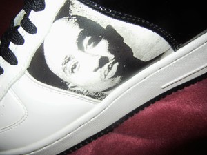 tupac shakur shoes
