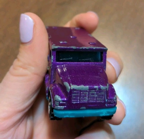 Vintage Matchbox 1999 Purple Mr. Krabs International Armored Car. - Picture 7 of 8