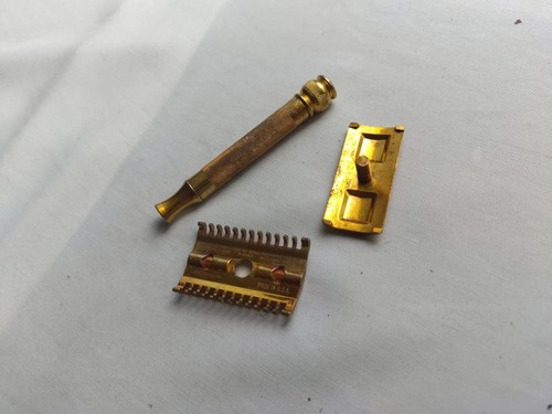 Nice Gillette 1931-1935 Goodwill DE Safety Razor w/Ball End Gold Tone - Picture 3 of 12
