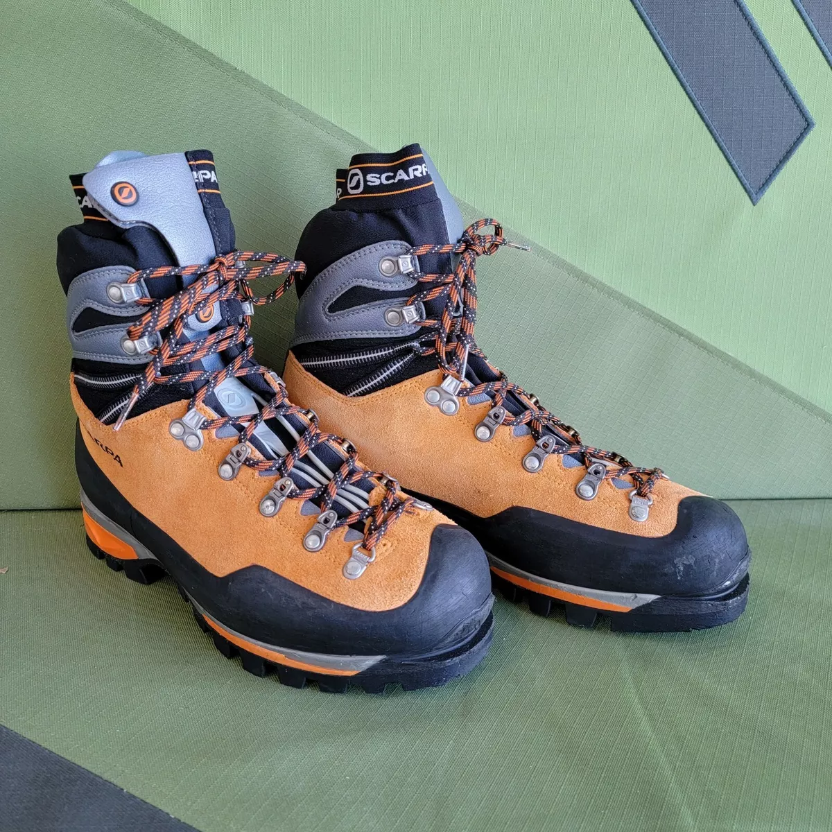 SCARPA Men's Mont Blanc Pro GTX Mountaineering Boots - Size EU 43.5/US 10 - Used