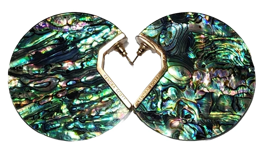 Pendientes perforados Kendra Scott Kai Abulón 14K GP Abulón 2,5 pulgadas Disco de perno prisionero Foto 4 de 4