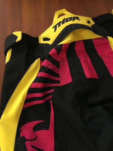 NWT Men's THOR Fuse Air Dazz Magenta/ Yellow MX Motocross Dirt Bike Pants 34"W - Picture 6 of 10