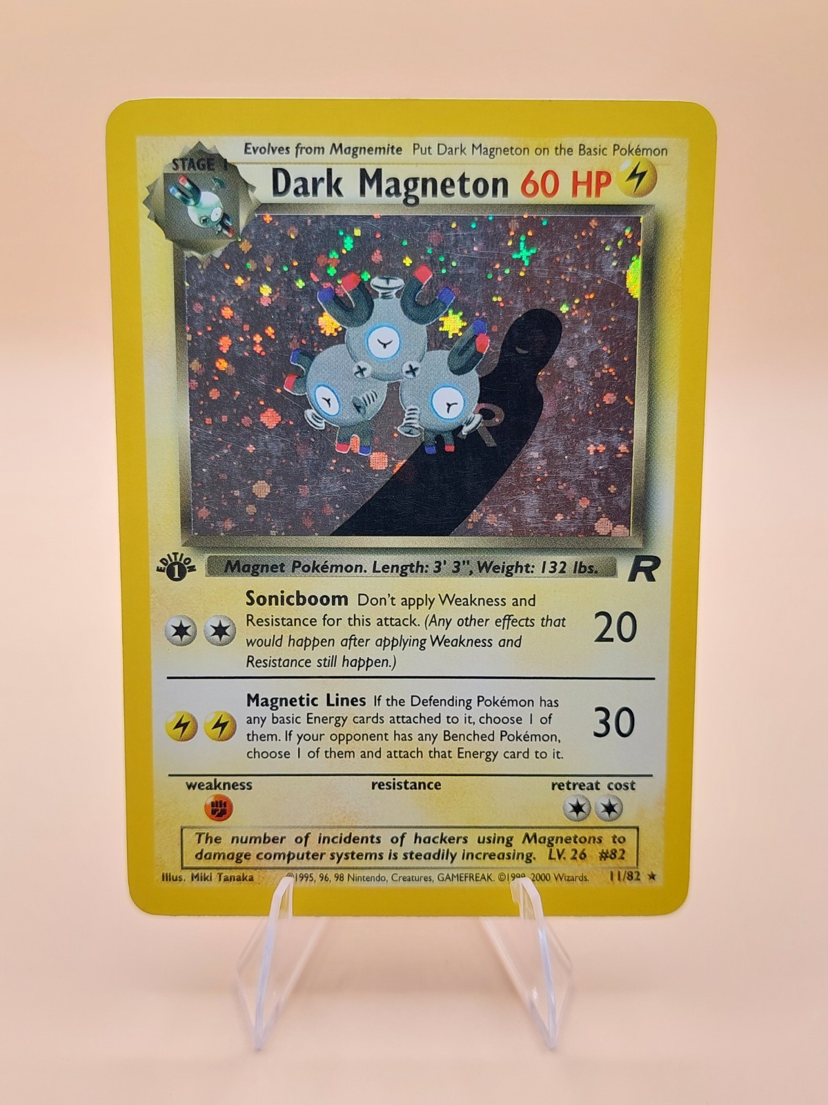 Dark Magneton 1st Edition Holo Rare Team Rocket 11/82 Pokemon Card - WOTC 1999