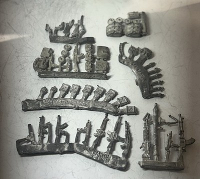 Ral Partha 1985 Metall Waffen Lot Vintage unbemalte Miniaturen