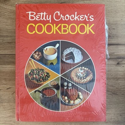 Vintage Betty Crocker 1969 Red Pie Chart Sealed NOS Retro Kitchen Classic Rare