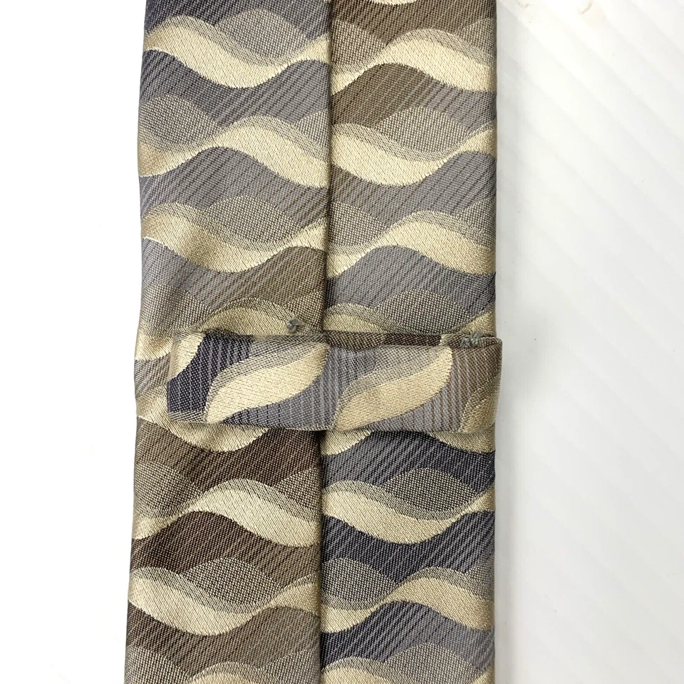 Y&G Skinny Silk Necktie Men's Size 2 3/8" x 60" Silver Gold Metallic Tie Church Foto 4 de 4