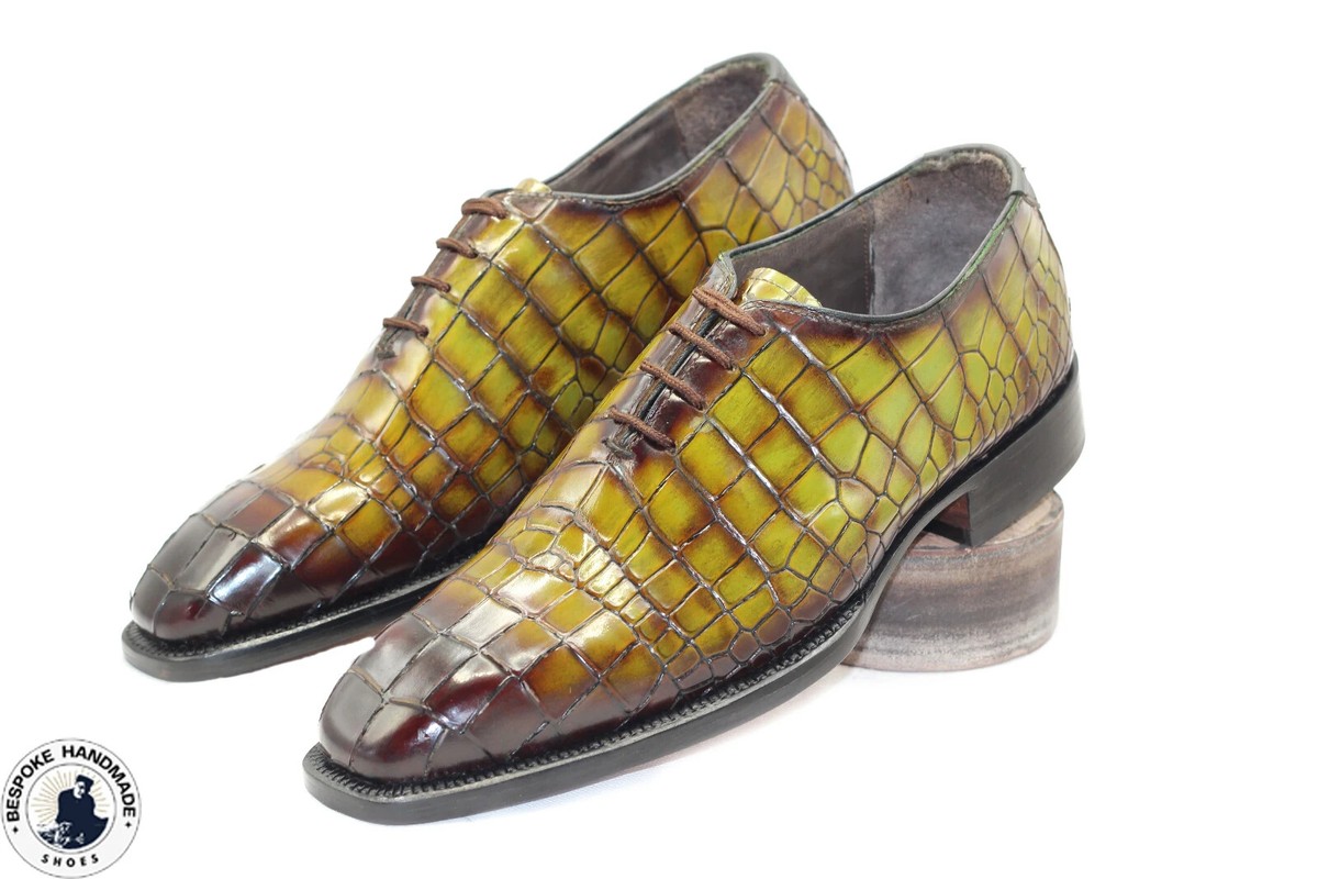 Tailor Made Handmade Business Shoe Light Green Crocodile 