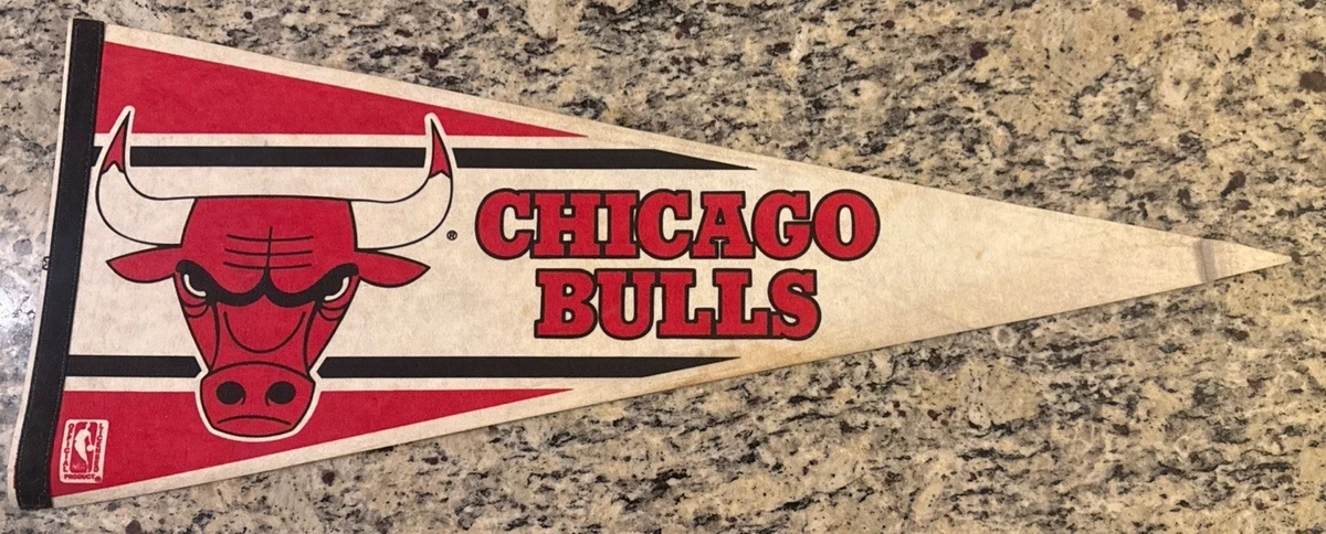 25+ Basketball Chicago Bulls Vintage Sports Pennants and Flags for
